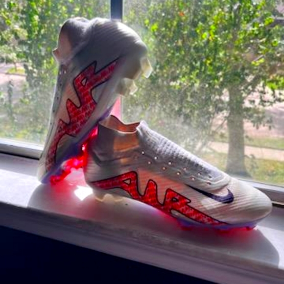Soccer boots high quality